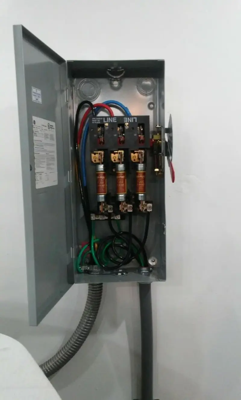 Three-phase disconnect switch installed for Electrical Wiring & Rewiring in Lehigh Acres